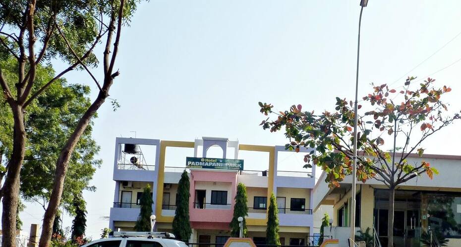 Hotel Padmapani Park, Jalgaon 5